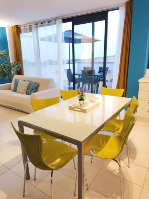 קוסטה קלמה Casa Azul 2Bedroom Apartment & Ocean View Terrace Wifi Premium מראה חיצוני תמונה