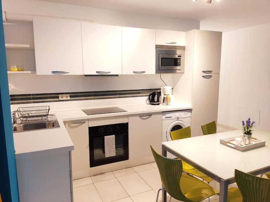קוסטה קלמה Casa Azul 2Bedroom Apartment & Ocean View Terrace Wifi Premium מראה חיצוני תמונה
