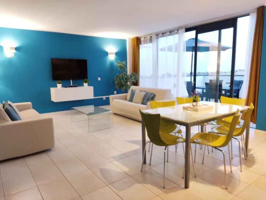 קוסטה קלמה Casa Azul 2Bedroom Apartment & Ocean View Terrace Wifi Premium מראה חיצוני תמונה